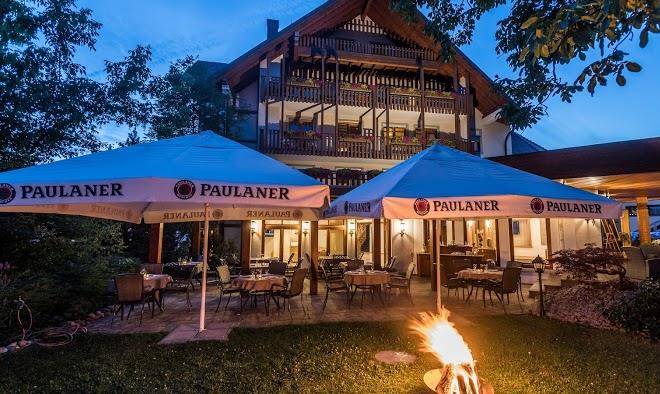 Hotel becher