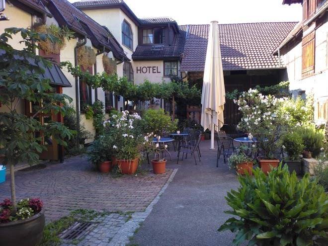 Hotel Und Restaurant Hausermann's Ochsen Image