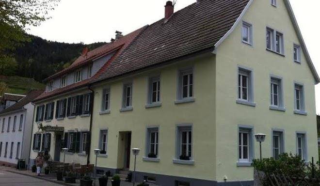 Gasthof schutzen