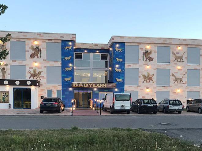 Hotel babylon