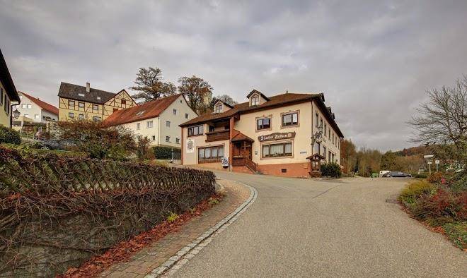 Landgasthof falken huttlingen