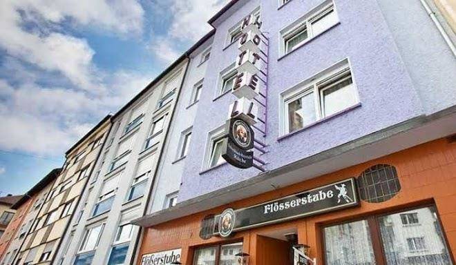 Hotel floserstube