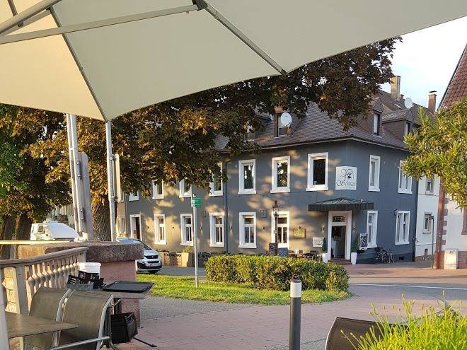 Schutzen Hotel & Restaurant Image