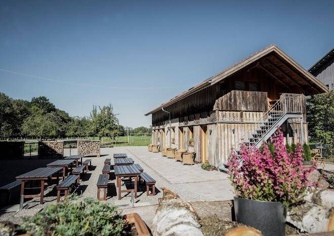 Historischer dorfgasthof hirsch urlau gmbh