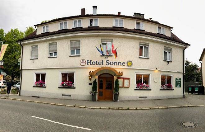 Hotel restaurant sonne