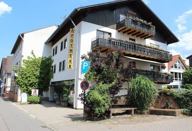 Gasthof und pension zum lowen