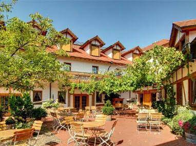 Hotel weinstube gutshof