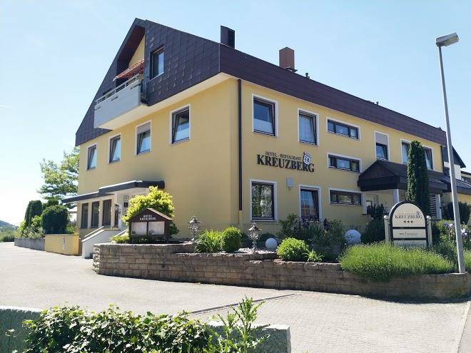 Hotel restaurant kreuzberg