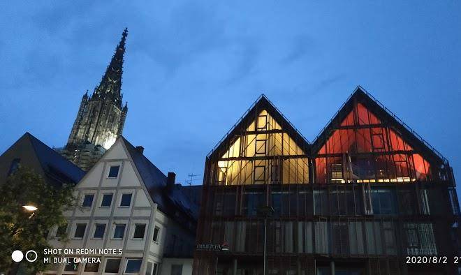 Hotel schmales haus
