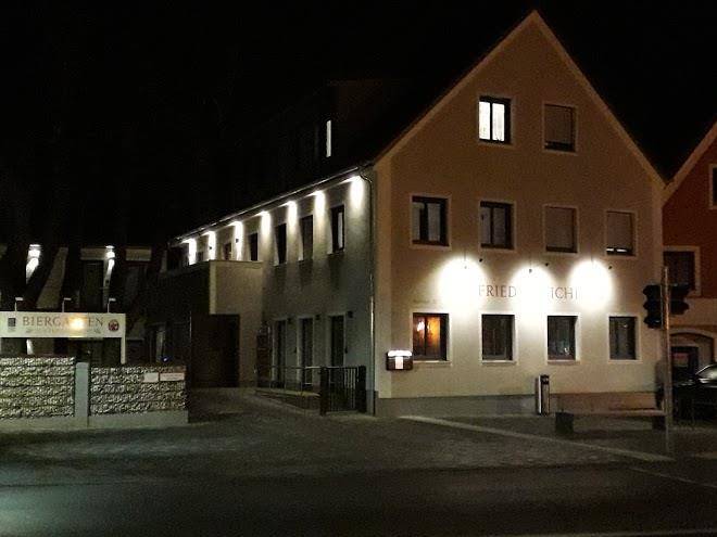 Zur friedenseiche