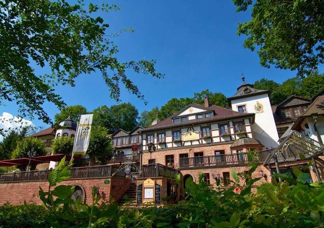 Schlosshotel mespelbrunn gmbh
