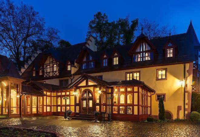 Schlosshotel Weyberhofe Image