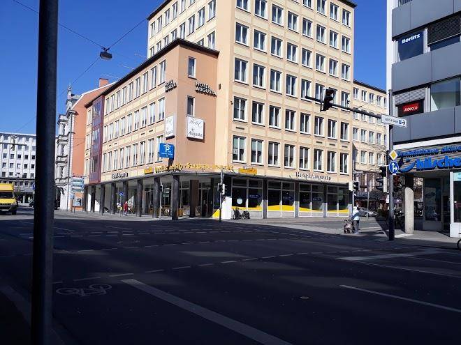 Hotel Lochbrunner Image
