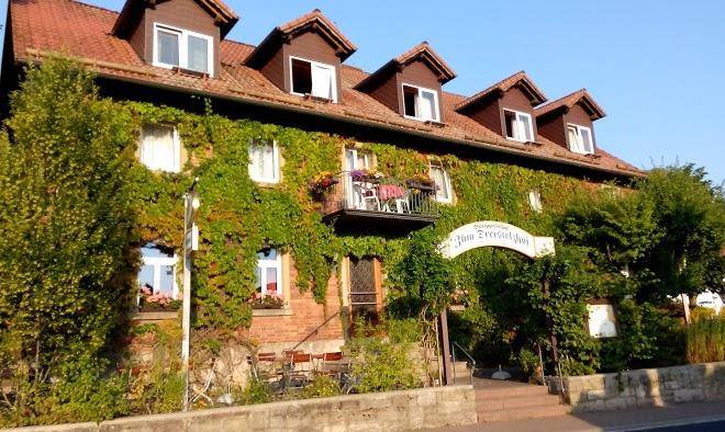 Dreistelzhof