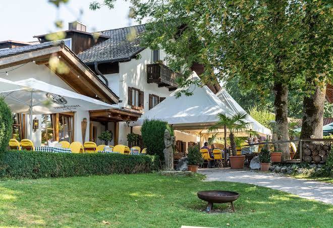 Landhotel huber am see ambach