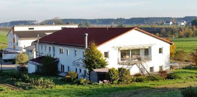 Schirmers hotelino