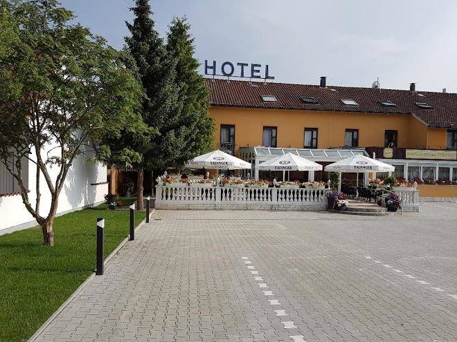 Hotel zur post