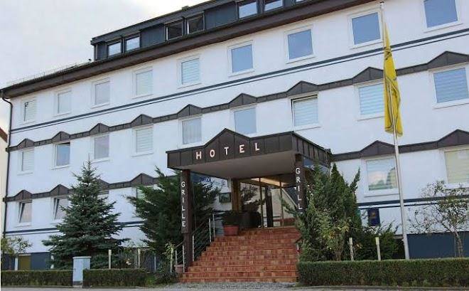 Hotel grille