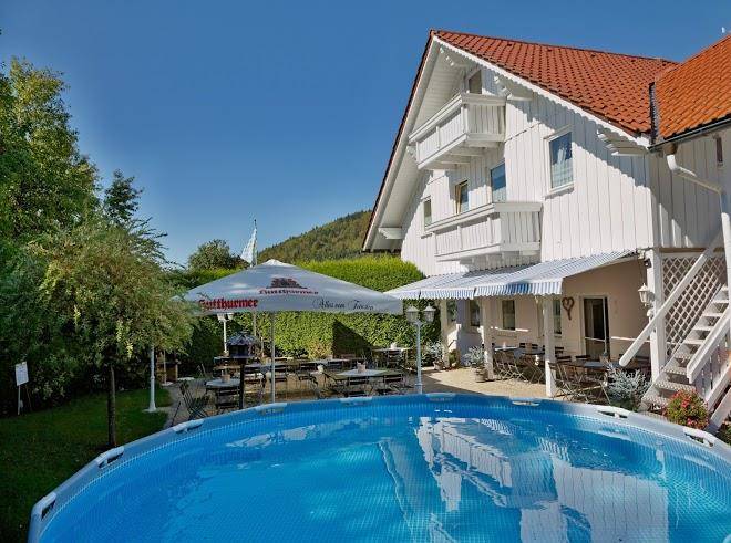 Landpension & gasthaus monika