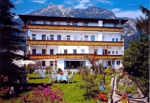 Hotel garni almenrausch und edelweiss