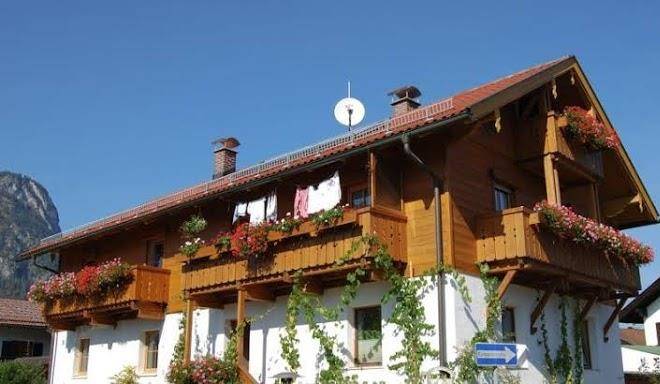 Parahotel