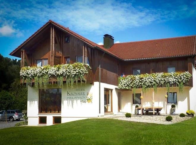 Atelier & park pension kronauer