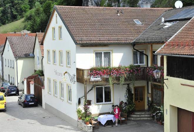 Pension holzapfel