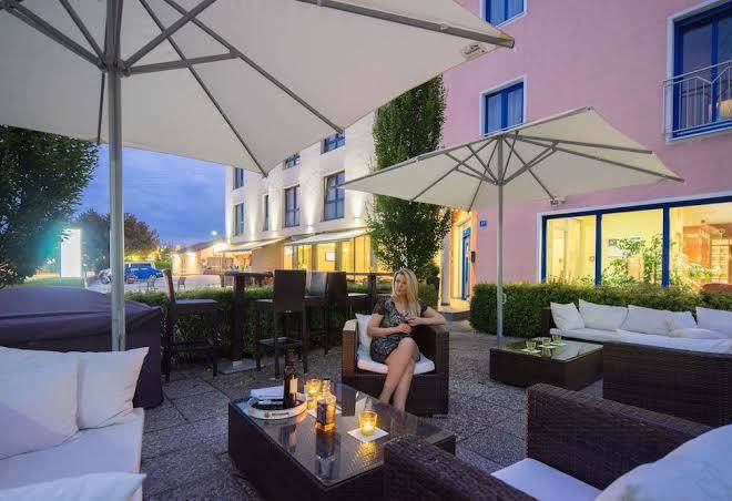 Hotel bettstadl