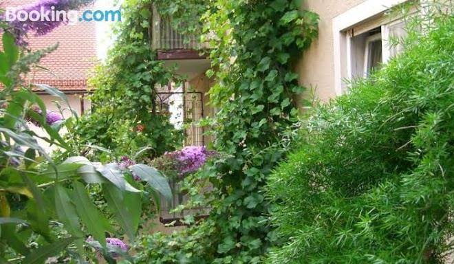 Hotel move garni