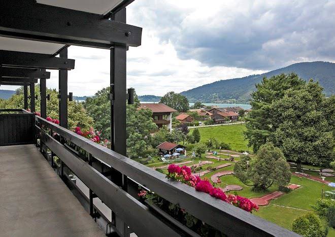 Bussi baby hotel & bar