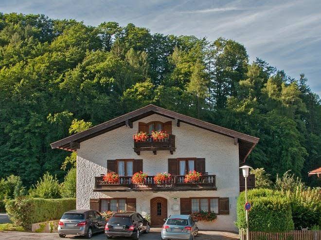 Gastehaus max josef