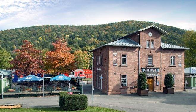 Erlebnisbahnhof gleis1 amorbach
