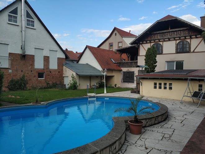 Pension `cafe reinhard