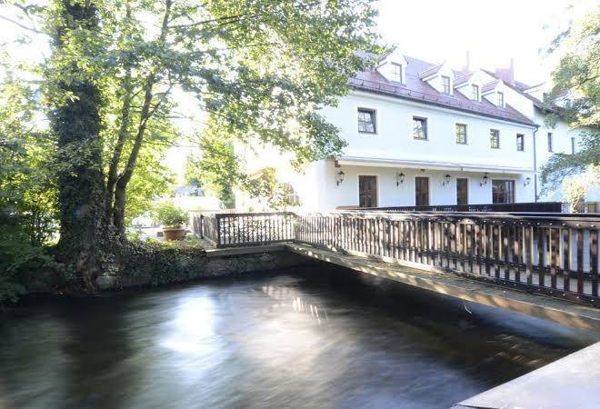 Hotel schleuse
