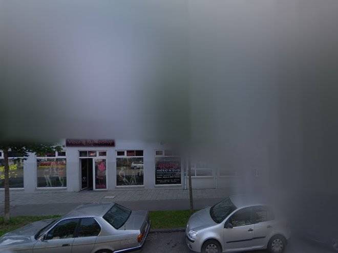 Live Near The Park And River In Beautiful Munich Image