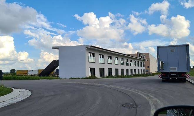 Ill hotel