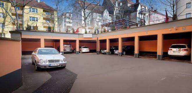 Hotel burgschmiet