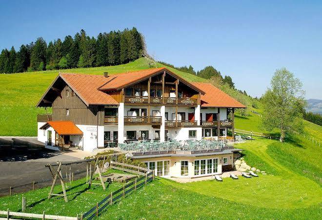 Kur & ferienhotel berghof am paradies