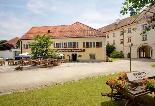 Hotel restaurant metzgerei mayerhofer