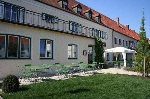 Schloshof Anno 1743 Image