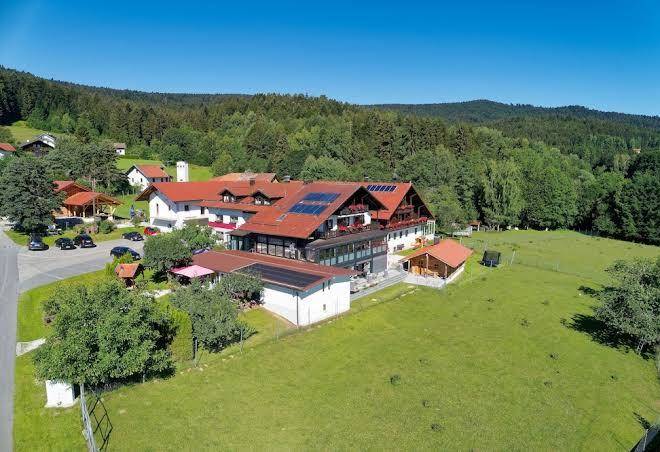 Happy hirsch hotel & restaurant hirschenstein