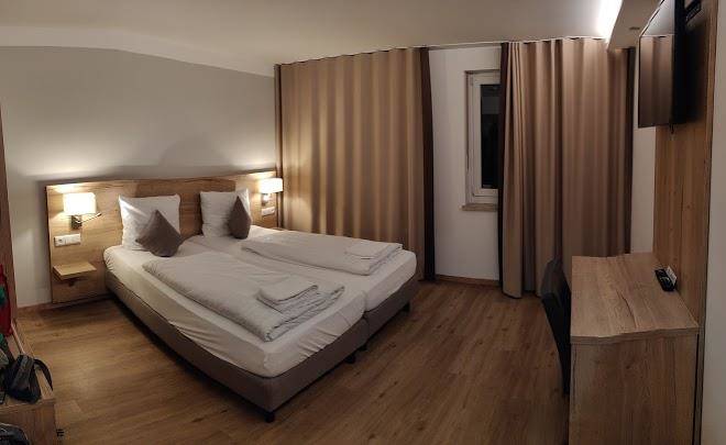 Hotel am kumpfmuhler