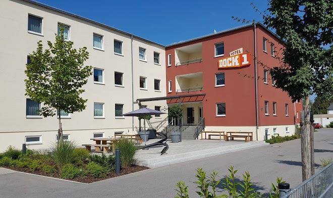 Hotel dock1