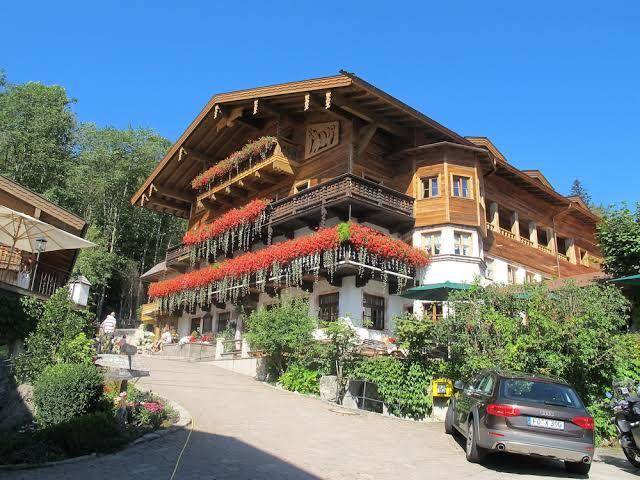 Feuriger tatzlwurm hotelresort & spa