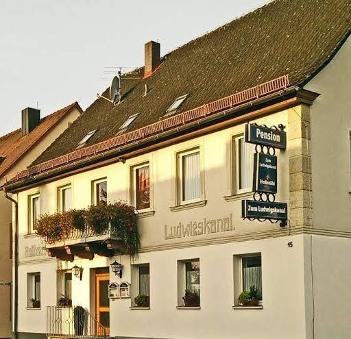 Zum Ludwigskanal Image