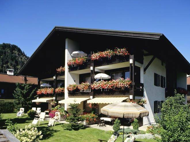 Haus vierjahreszeiten