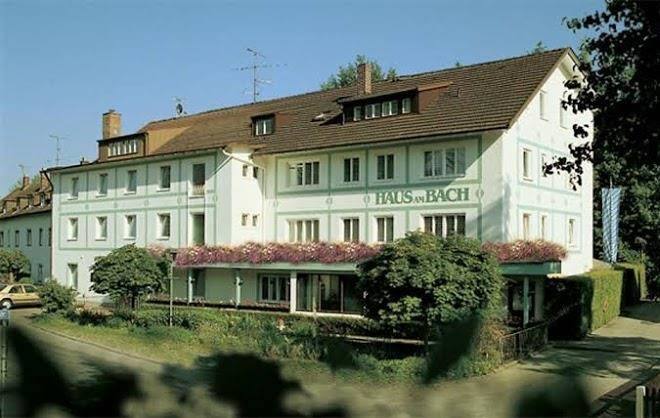 Haus am bach