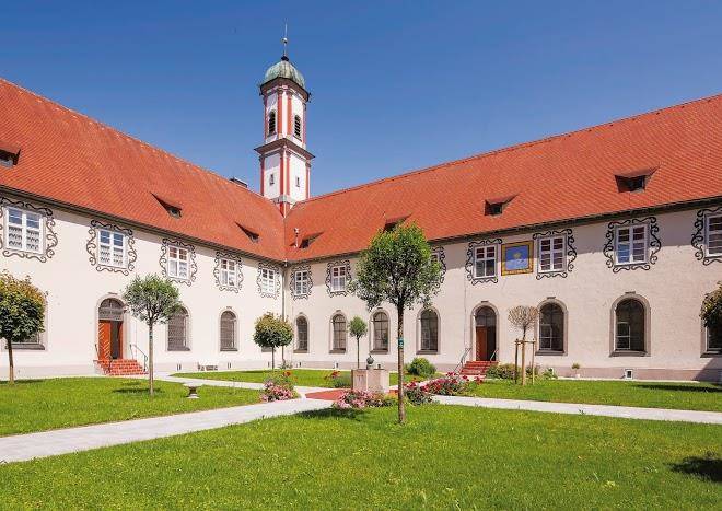 Kuroase im kloster