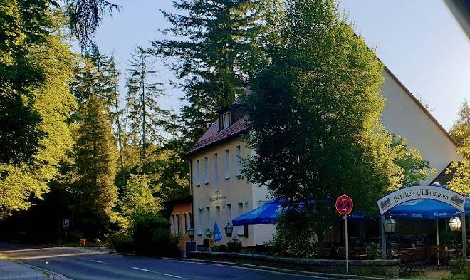 Hotel & berggasthof waldlust