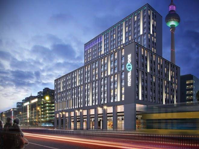 Hotel motel one berlin alexanderplatz
